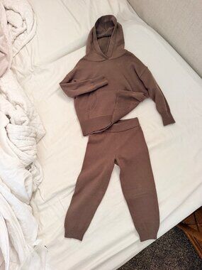 tones Luxe Knit Hoodie + Jogger Pants Set 3T Brown Toddler Unisex Cozy